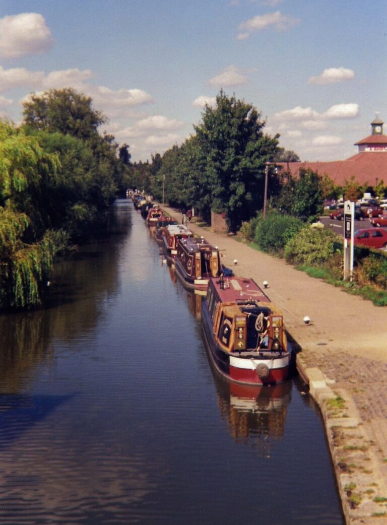 Can You Live Permanently on a Narrowboat? Pros and Cons to Consider for Life Living on a Narrowboat